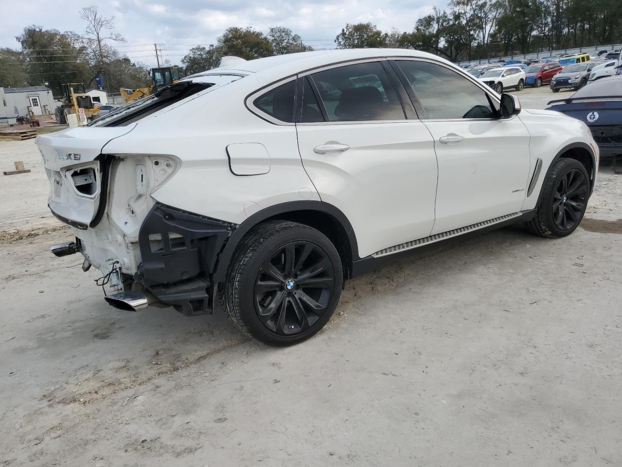 2015 BMW X6 VIN 5UXKU6C55F0F94151 Copart auction photo, rear end / minor dent/scratches damage thumbnail 3