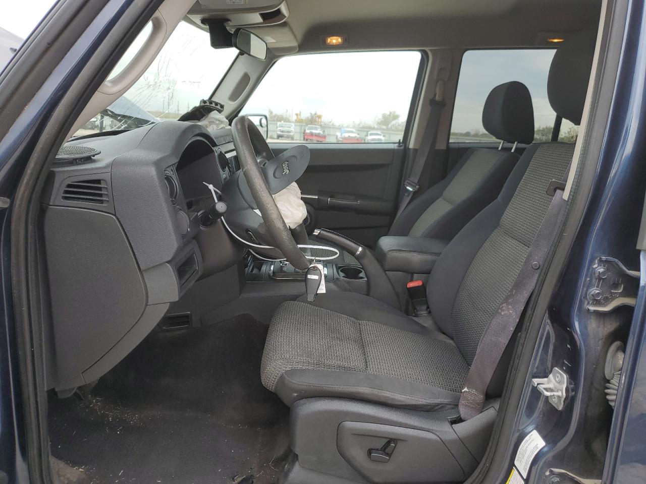 2010 Jeep Commander VIN 1J4RG4GK6AC119618 Copart auction photo, front end damage thumbnail 7