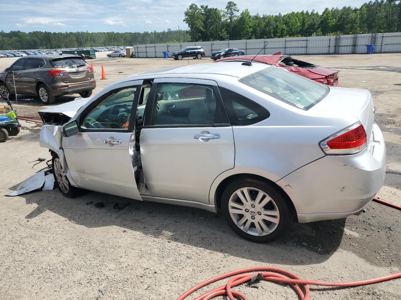 2011 Ford Focus VIN 1FAHP3HN7BW169681 Copart auction photo, front end damage thumbnail 2