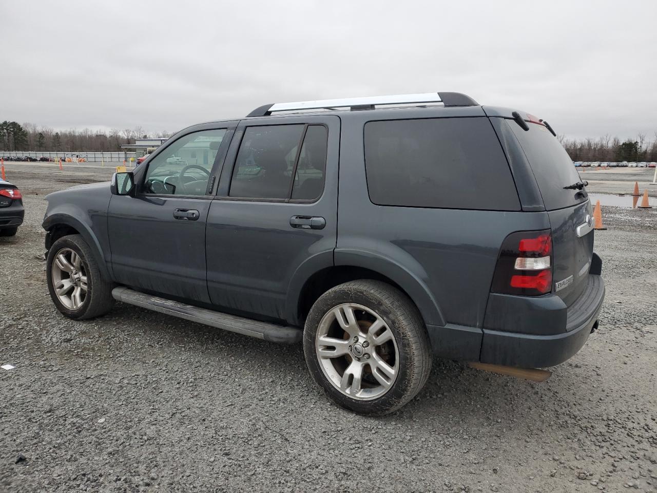 2009 Ford Explorer VIN 1FMEU65E69UA35306 Copart auction photo, front end damage thumbnail 2