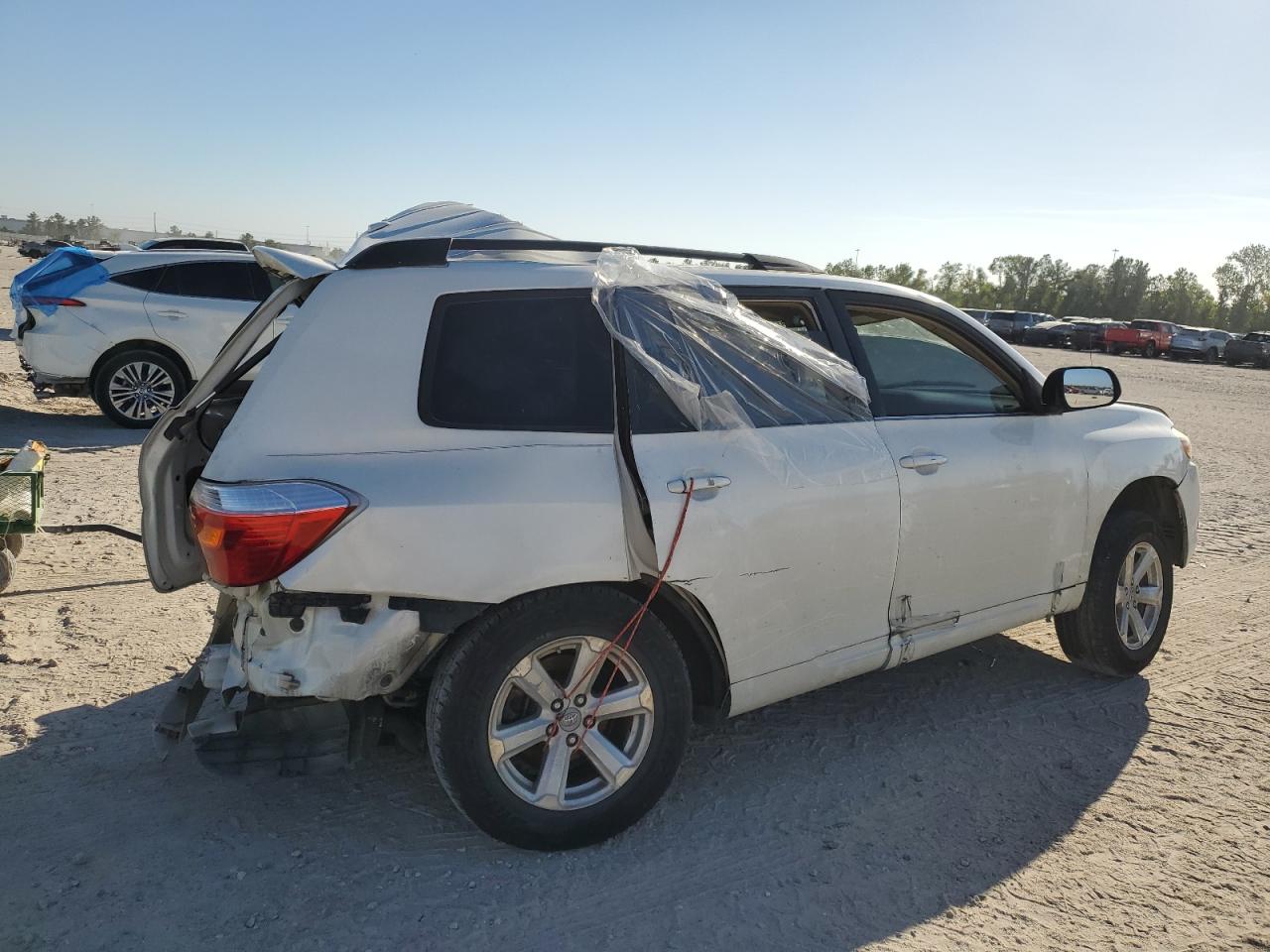 2010 Toyota Highlander VIN JTEZK3EH1A2102510 Copart auction photo, all over damage thumbnail 3