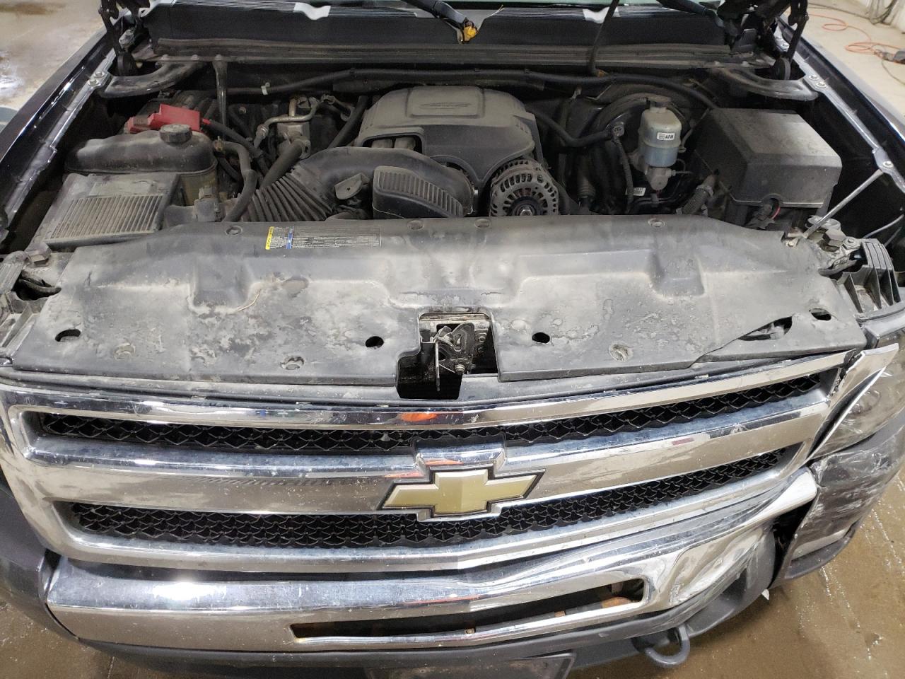 2010 Chevrolet Silverado VIN 1GCSKSE39AZ120572 Copart auction photo, front end damage thumbnail 11
