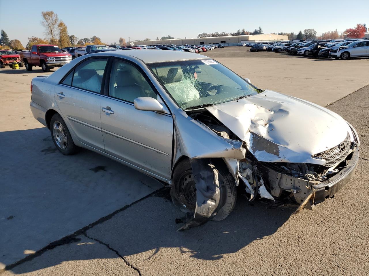 2002 Toyota Camry VIN JTDBE32K720076991 Copart auction photo, front end / rear end damage thumbnail 4