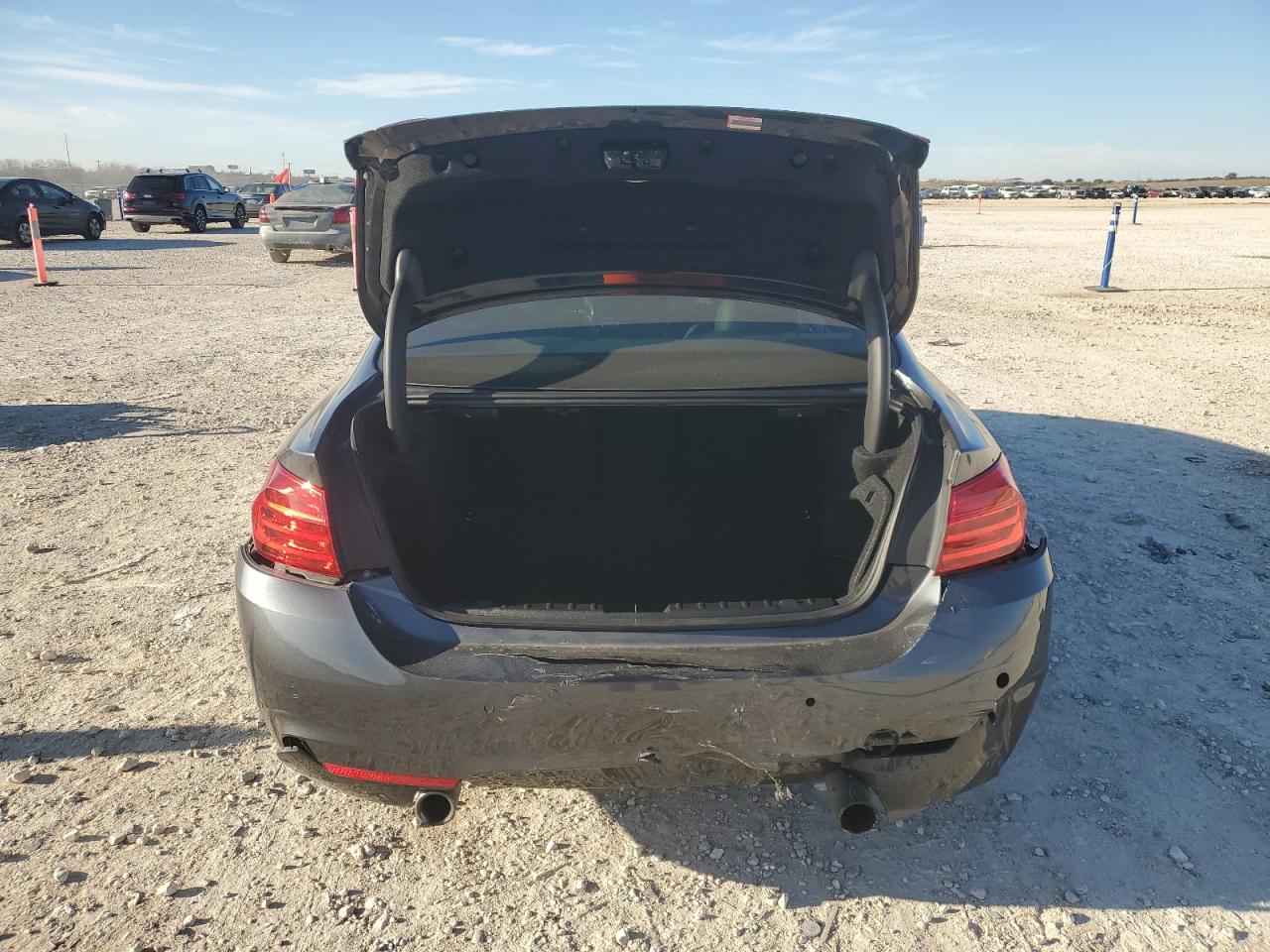 2017 BMW 4er VIN WBA4P1C50HK522358 Copart auction photo, all over damage thumbnail 6