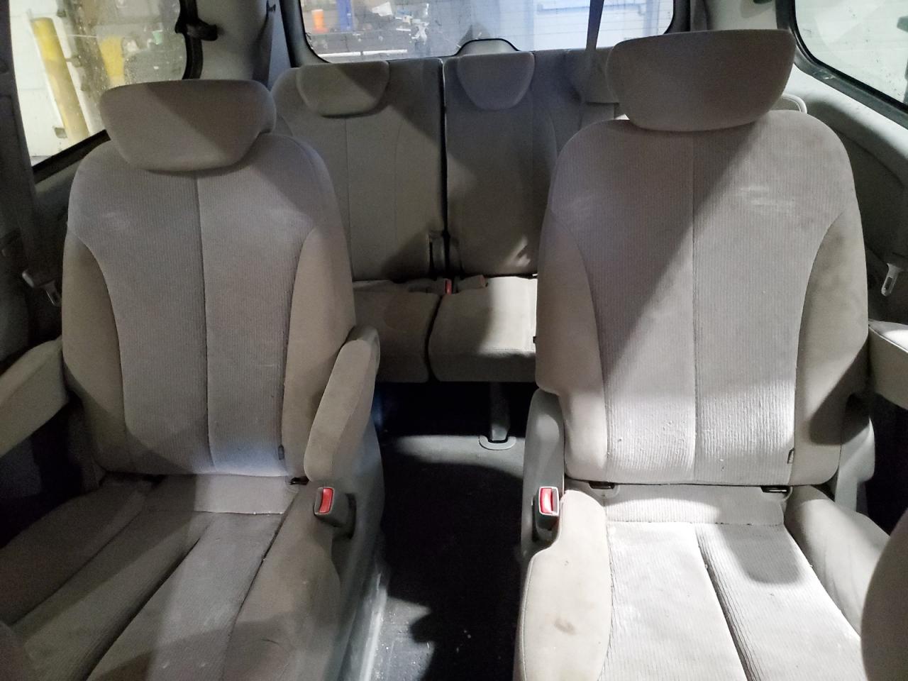 2010 KIA Sedona VIN KNDMG4C30A6330150 Copart auction photo, rear end / side damage thumbnail 10
