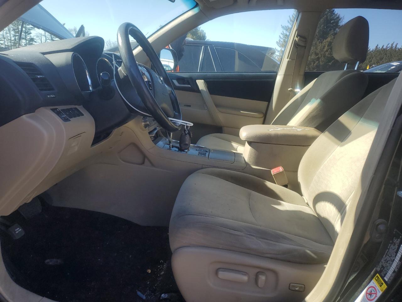 2012 Toyota Highlander VIN 5TDBK3EH9CS157711 Copart auction photo, side / minor dent/scratches damage thumbnail 7