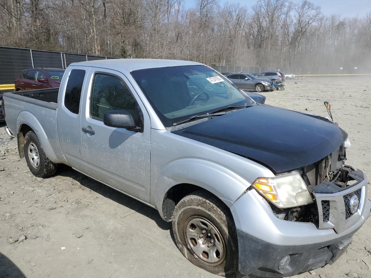 2009 Nissan Navara (Frontier) VIN 1N6BD06T49C425471 Copart auction photo, front end / side damage thumbnail 4