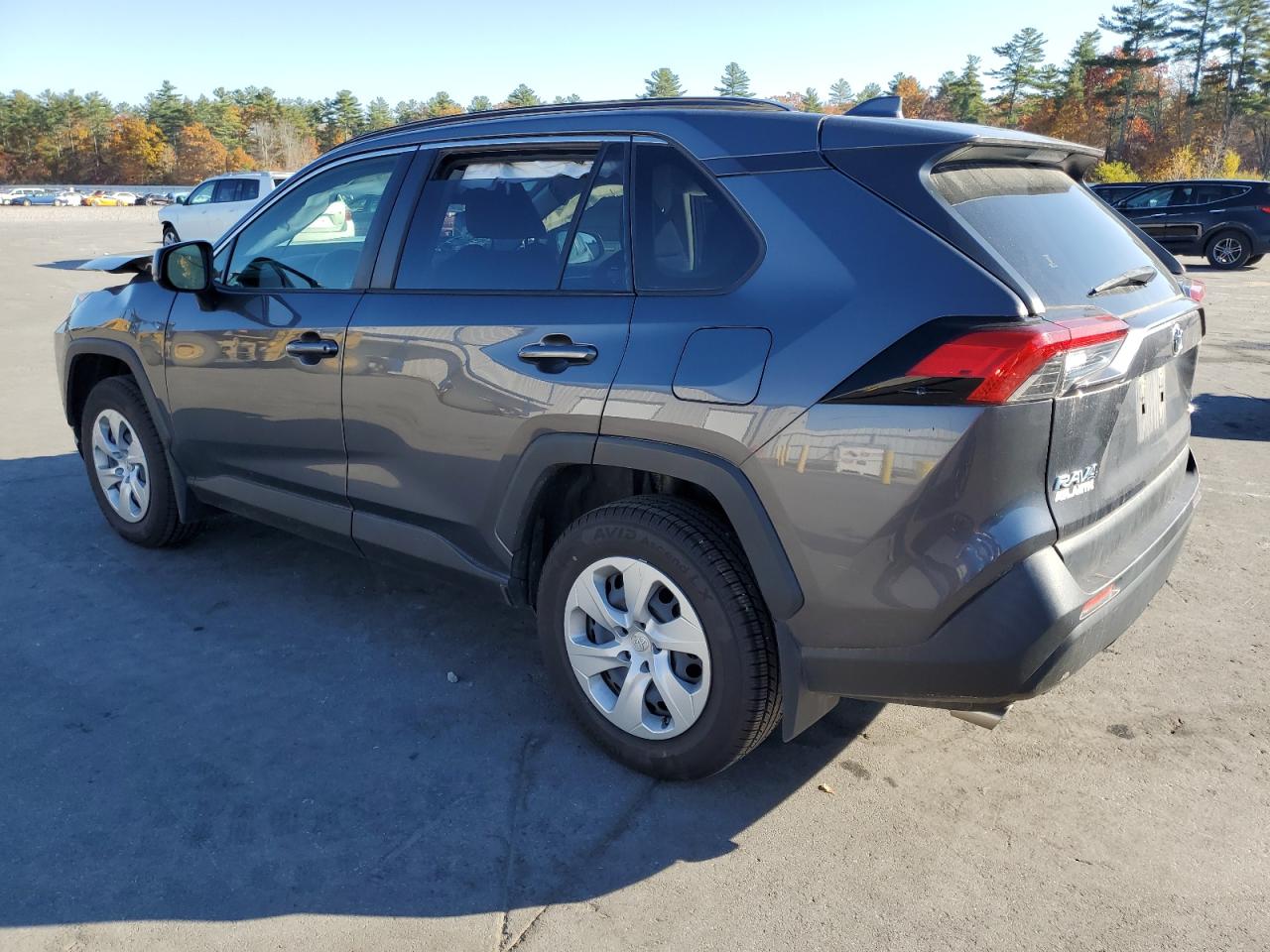 2019 Toyota RAV 4 VIN JTMF1RFV3KD509929 Copart auction photo, front end / side damage thumbnail 2