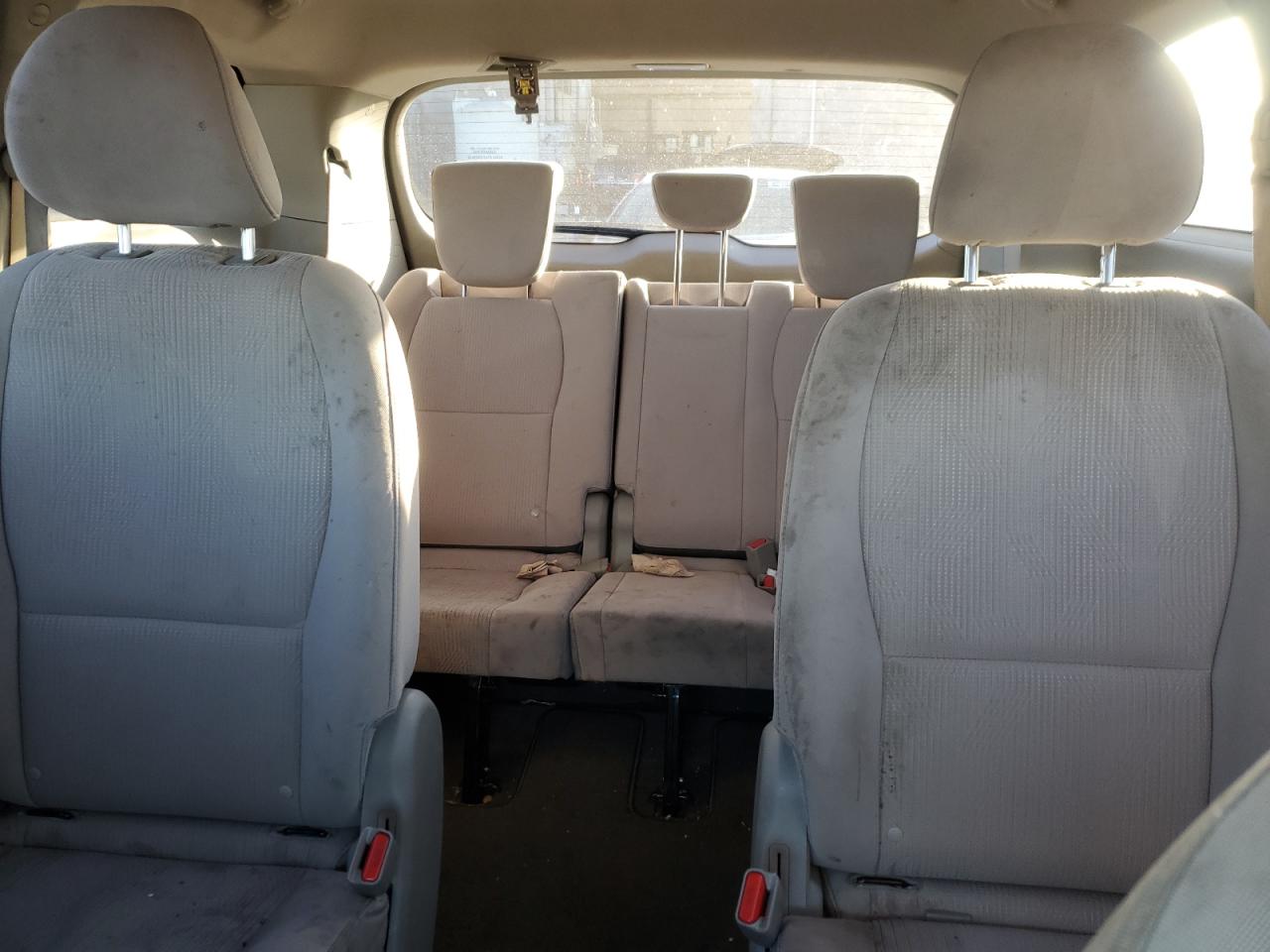 2021 KIA Sedona VIN KNDMB5C12M6668527 Copart auction photo, front end / minor dent/scratches damage thumbnail 10