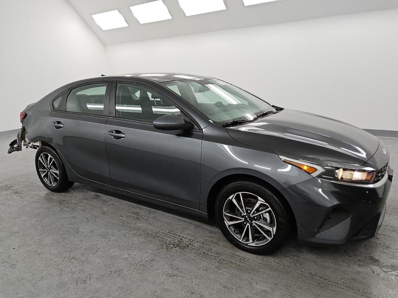 2024 KIA Forte VIN 3KPF24AD7RE767653 Copart auction photo, rear end damage thumbnail 4