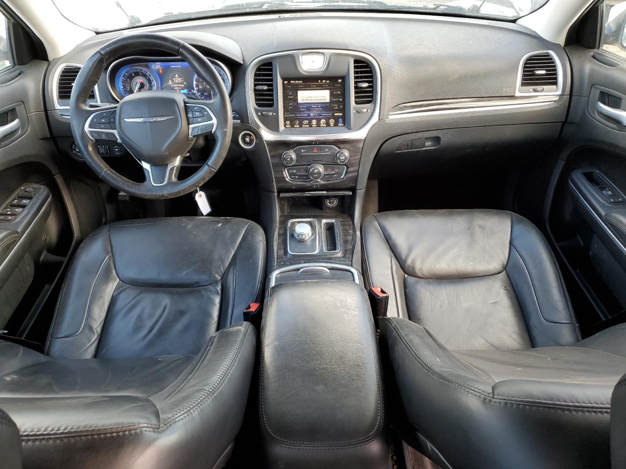 2015 Chrysler 300 VIN 2C3CCAAG5FH853816 Copart auction photo, front end damage thumbnail 8