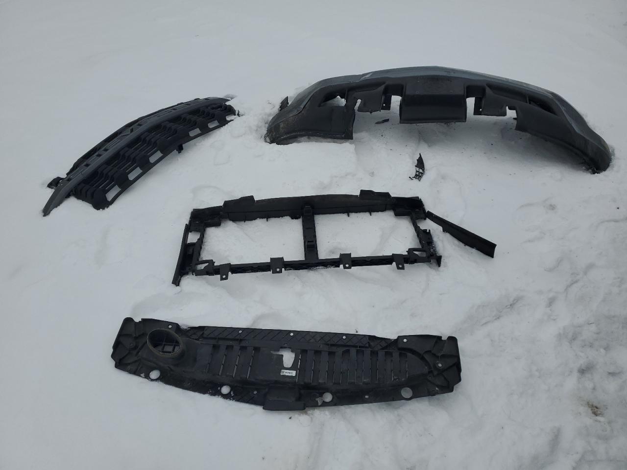 2019 Chevrolet Silverado VIN 1GCRYBEFXKZ417133 Copart auction photo, front end / side damage thumbnail 13