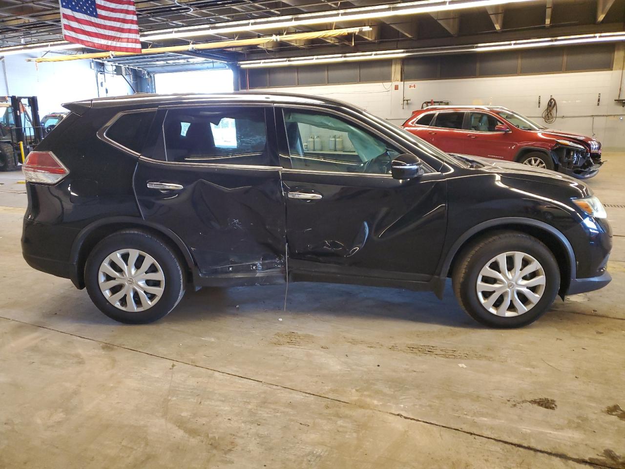 2015 Nissan Rogue VIN 5N1AT2ML8FC831874 Copart auction photo, side / minor dent/scratches damage thumbnail 4