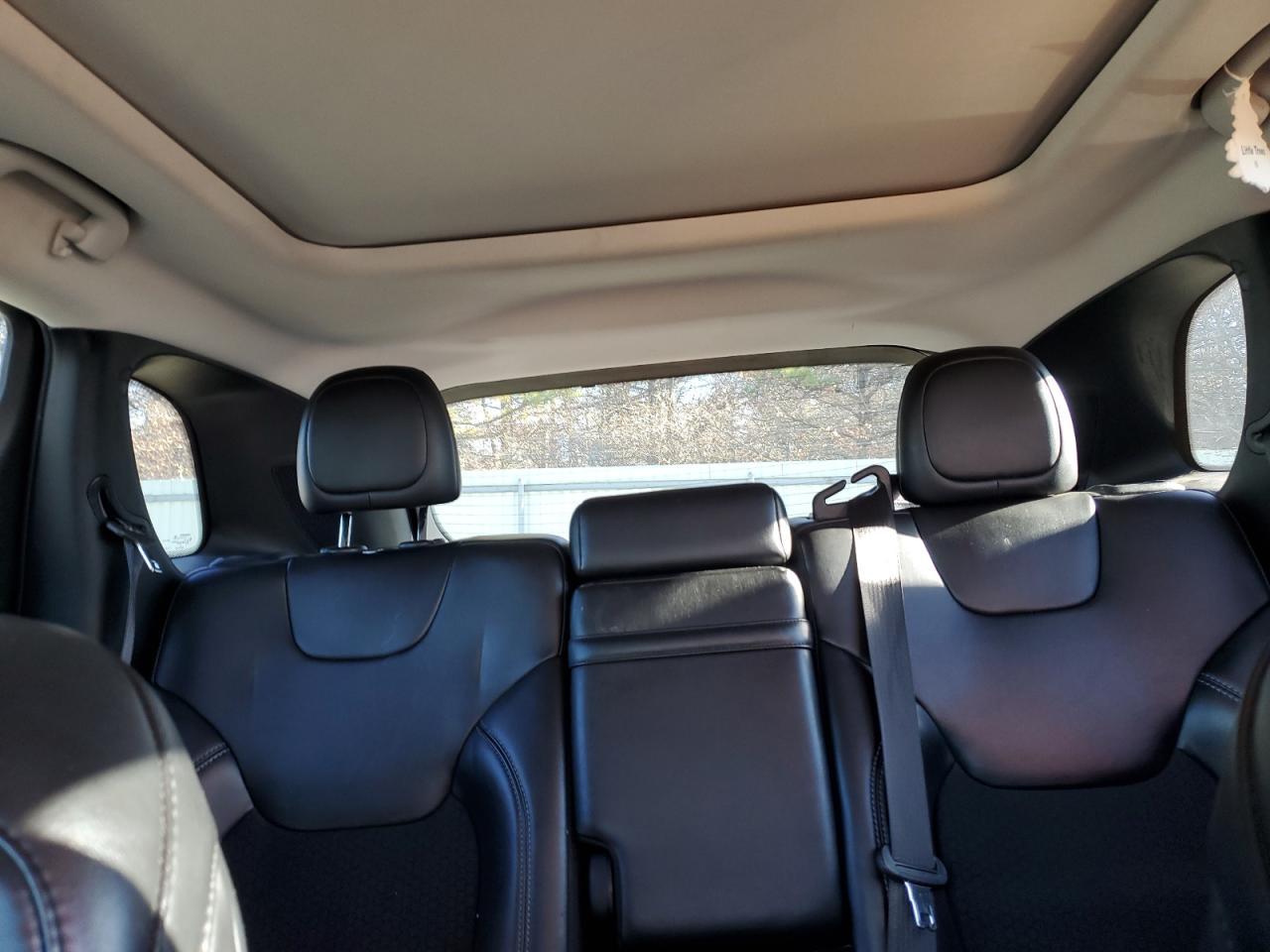 2019 Jeep Grand Cherokee VIN 1C4PJMLX8KD127358 Copart auction photo, front end / side damage thumbnail 10