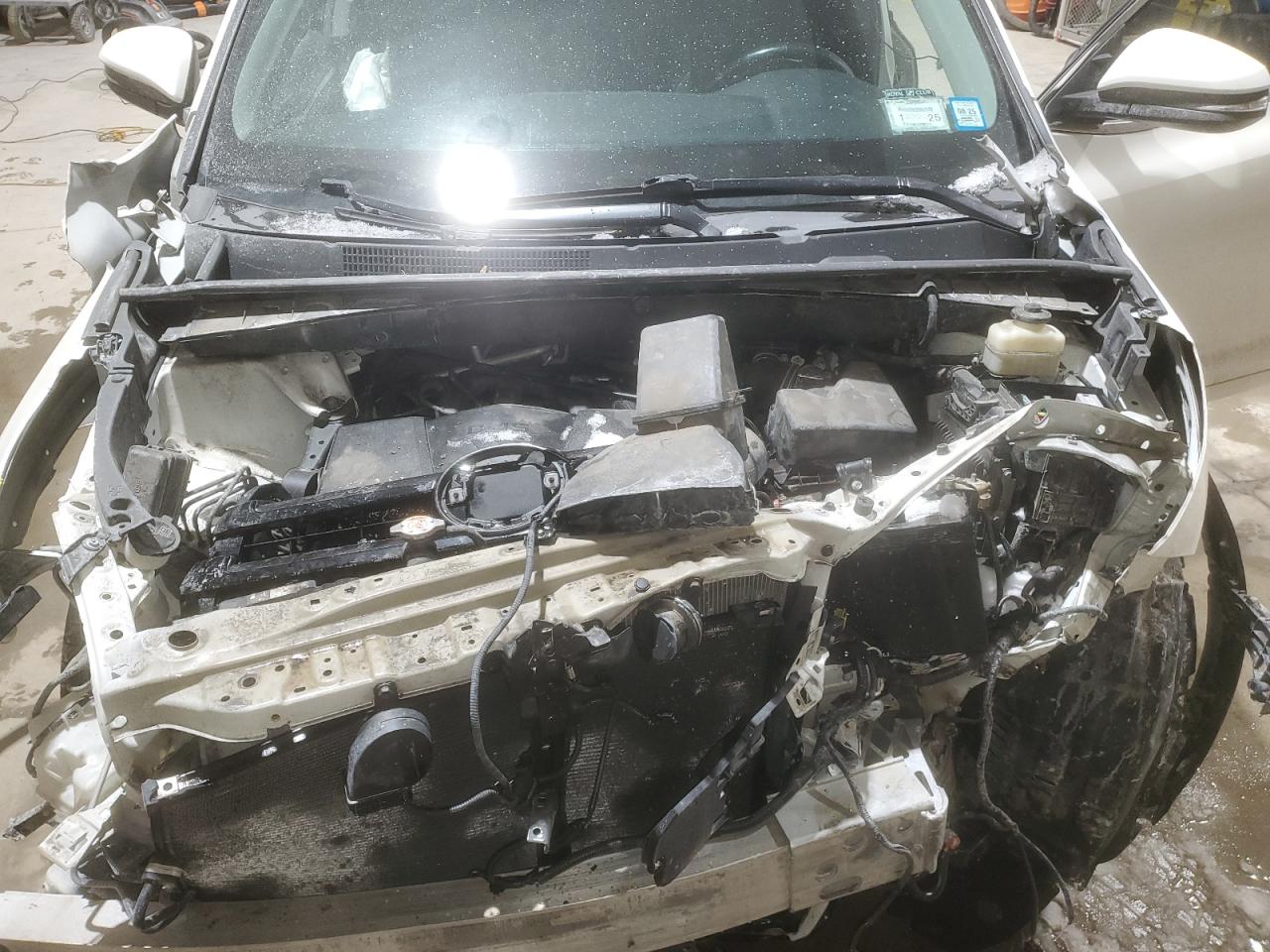 2018 Toyota Highlander VIN 5TDKZRFH8JS529534 Copart auction photo, front end damage thumbnail 14