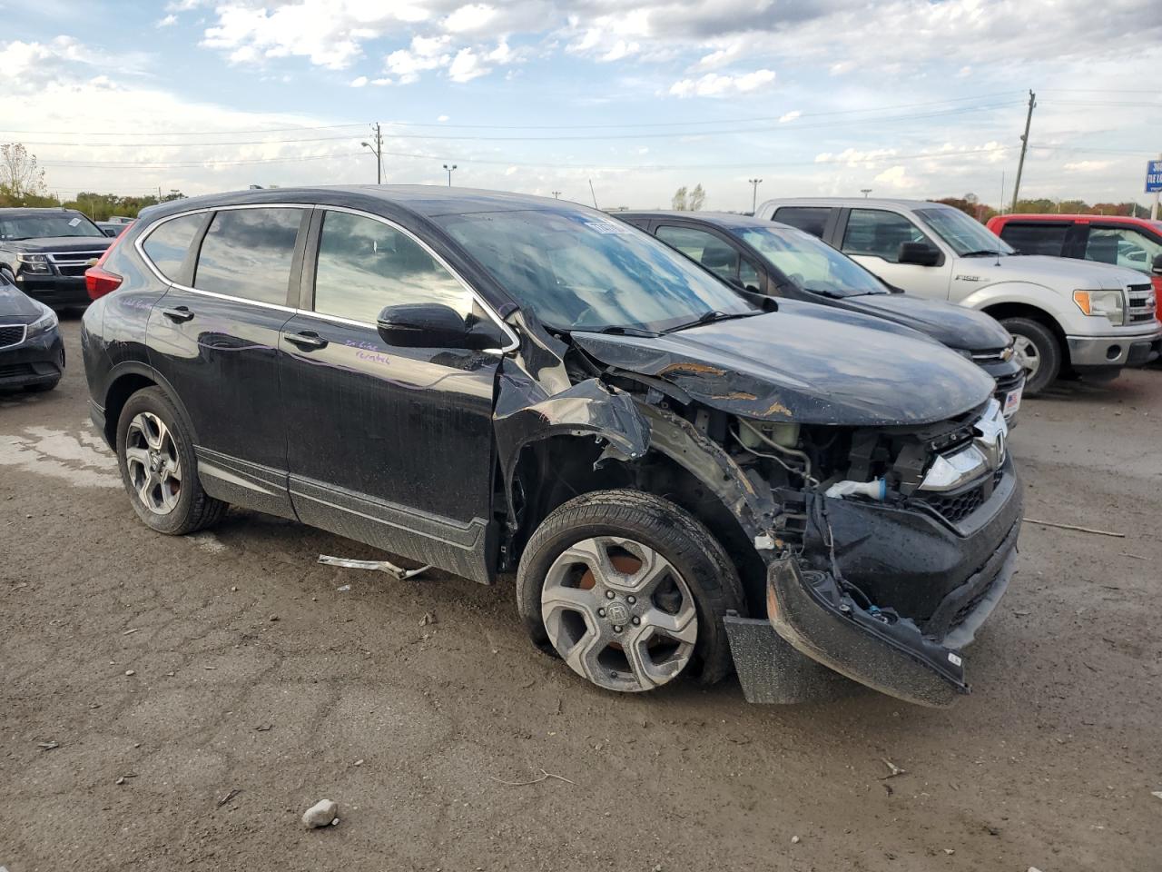 2019 Honda CR-V VIN 2HKRW2H5XKH664720 Copart auction photo, front end / minor dent/scratches damage thumbnail 4
