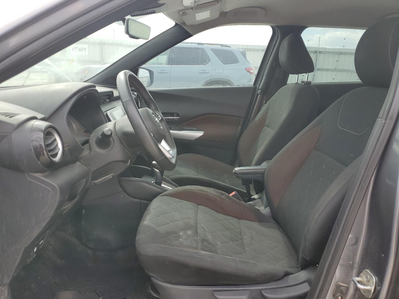 2020 Nissan Kicks VIN 3N1CP5DV3LL576431 Copart auction photo, front end / side damage thumbnail 7