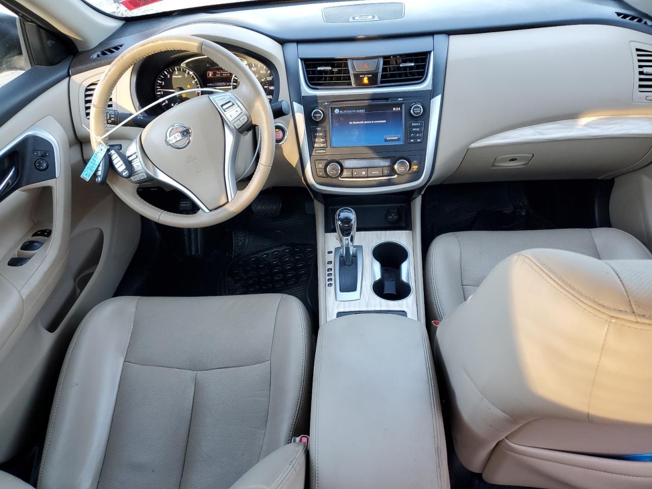 2016 Nissan Altima VIN 1N4AL3AP2GC202104 Copart auction photo, front end / minor dent/scratches damage thumbnail 8