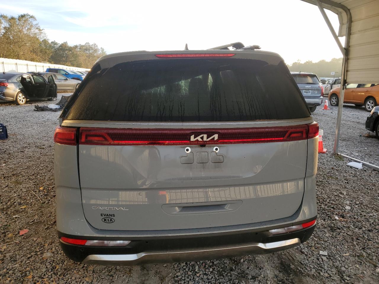 2023 KIA Carnival VIN KNDNE5H33P6217228 Copart auction photo, top/roof / front end damage thumbnail 6