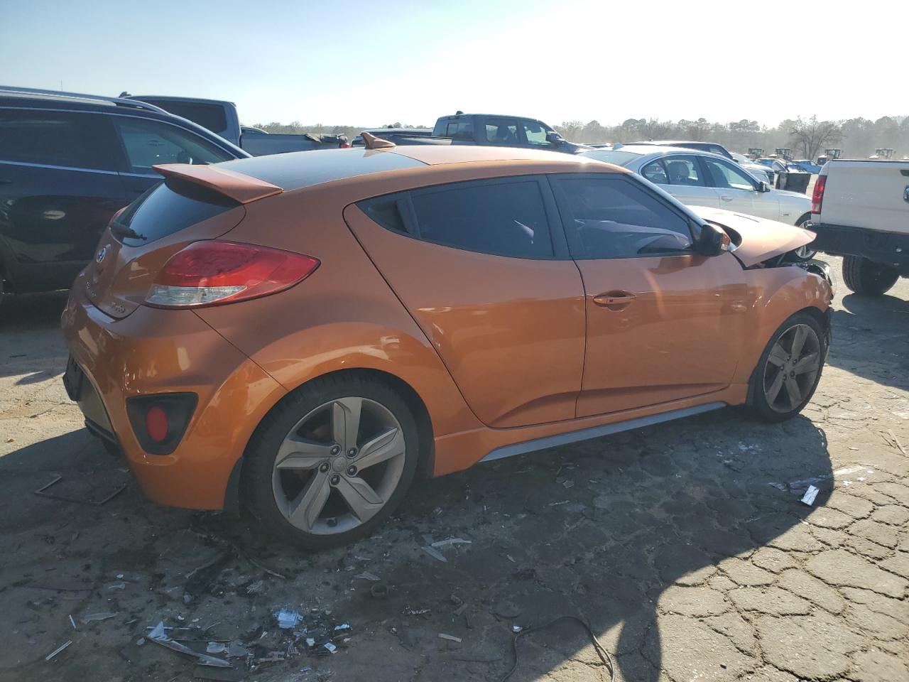 2015 Hyundai Veloster VIN KMHTC6AE8FU237382 Copart auction photo, front end damage thumbnail 3