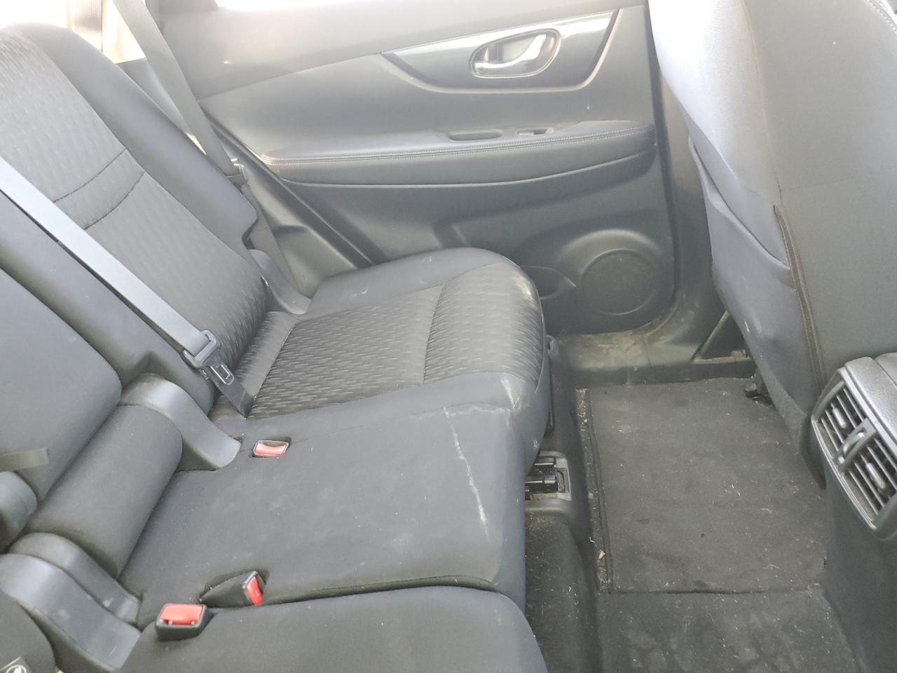 2018 Nissan Rogue VIN KNMAT2MV9JP585117 Copart auction photo, side / rear end damage thumbnail 11