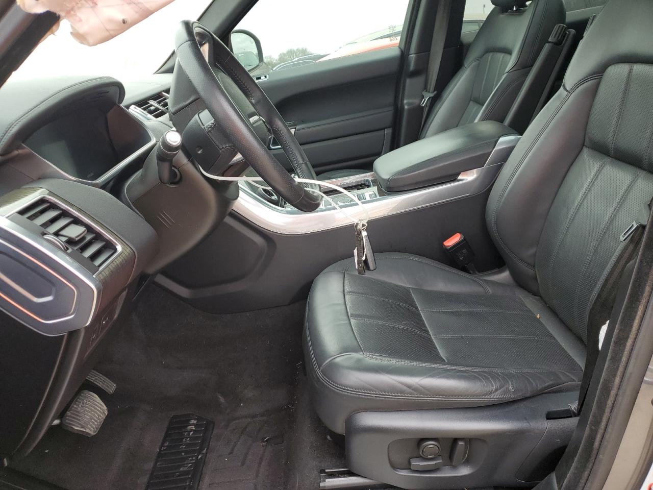 2019 Land Rover Range Rover VIN SALWR2RV7KA841555 Copart auction photo, side / rear end damage thumbnail 7