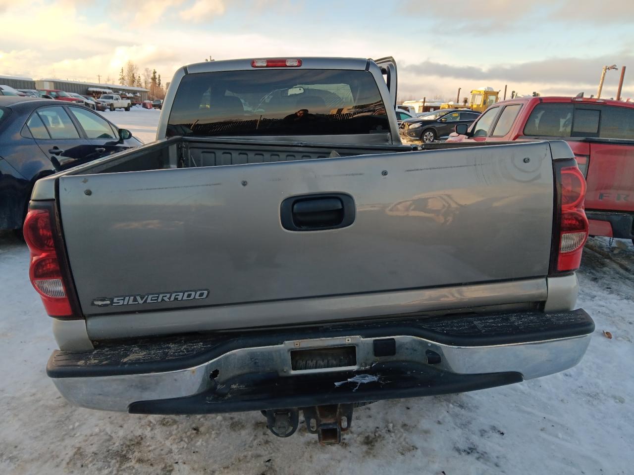 2006 Chevrolet Silverado VIN 1GCEK19B46Z106062 Copart auction photo, side damage thumbnail 6