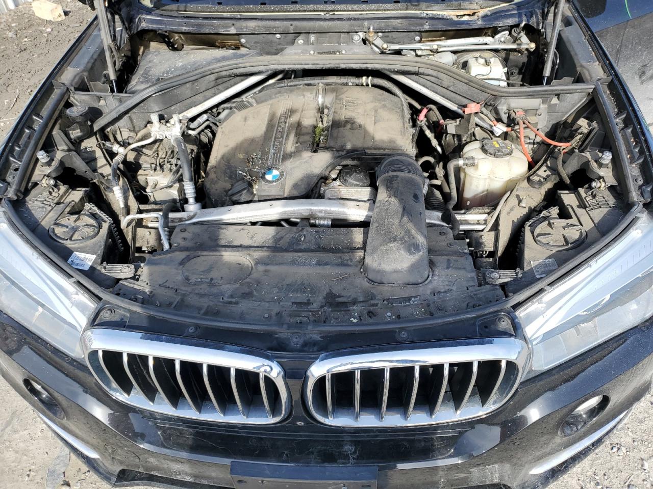 2018 BMW X5 VIN 5UXKR0C54JL070041 Copart auction photo, top/roof / minor dent/scratches damage thumbnail 12