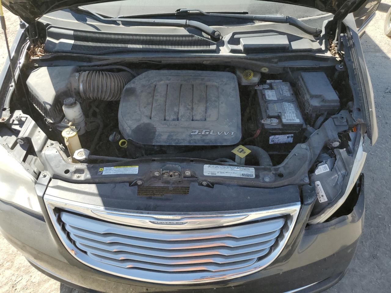 2012 Chrysler Town & Country VIN 2C4RC1CG1CR273391 Copart auction photo, front end / side damage thumbnail 12