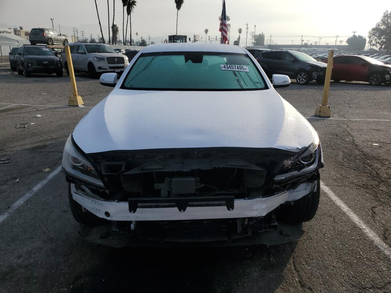2017 Genesis G80 VIN KMHGN4JE3HU196064 Copart auction photo, front end / minor dent/scratches damage thumbnail 5