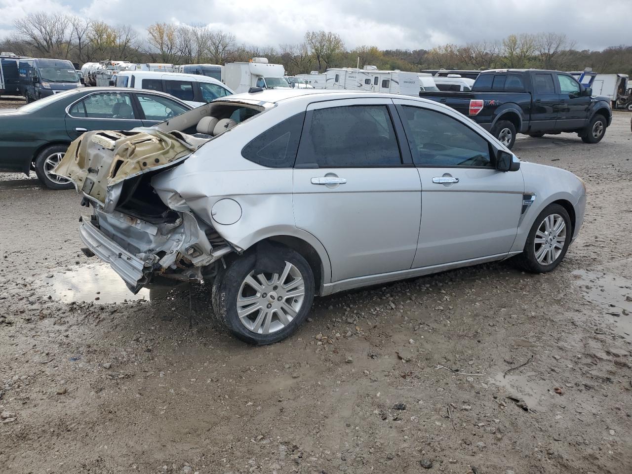 2009 Ford Focus VIN 1FAHP37N99W237622 Copart auction photo, rear end / minor dent/scratches damage thumbnail 3