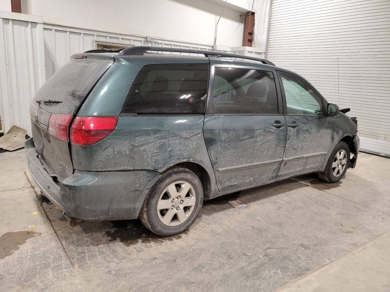 2005 Toyota Sienna VIN 5TDZA23C05S297572 Copart auction photo, front end / rear end damage thumbnail 3