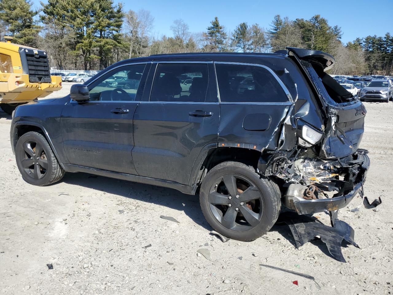 2015 Jeep Grand Cherokee VIN 1C4RJFAG4FC955863 Copart auction photo, rear end damage thumbnail 2