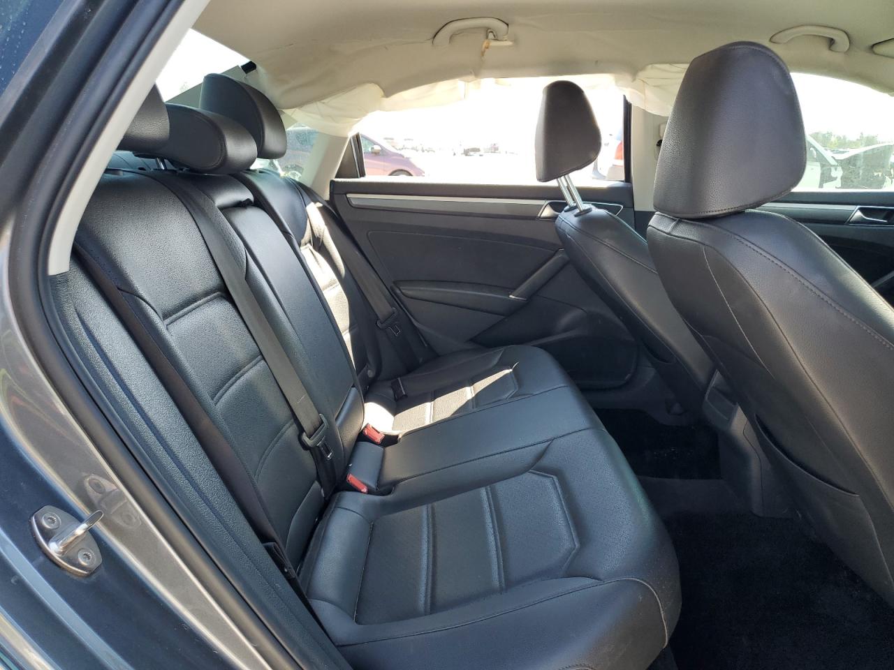 2018 Volkswagen Passat VIN 1VWAA7A30JC013394 Copart auction photo, side / rear end damage thumbnail 10