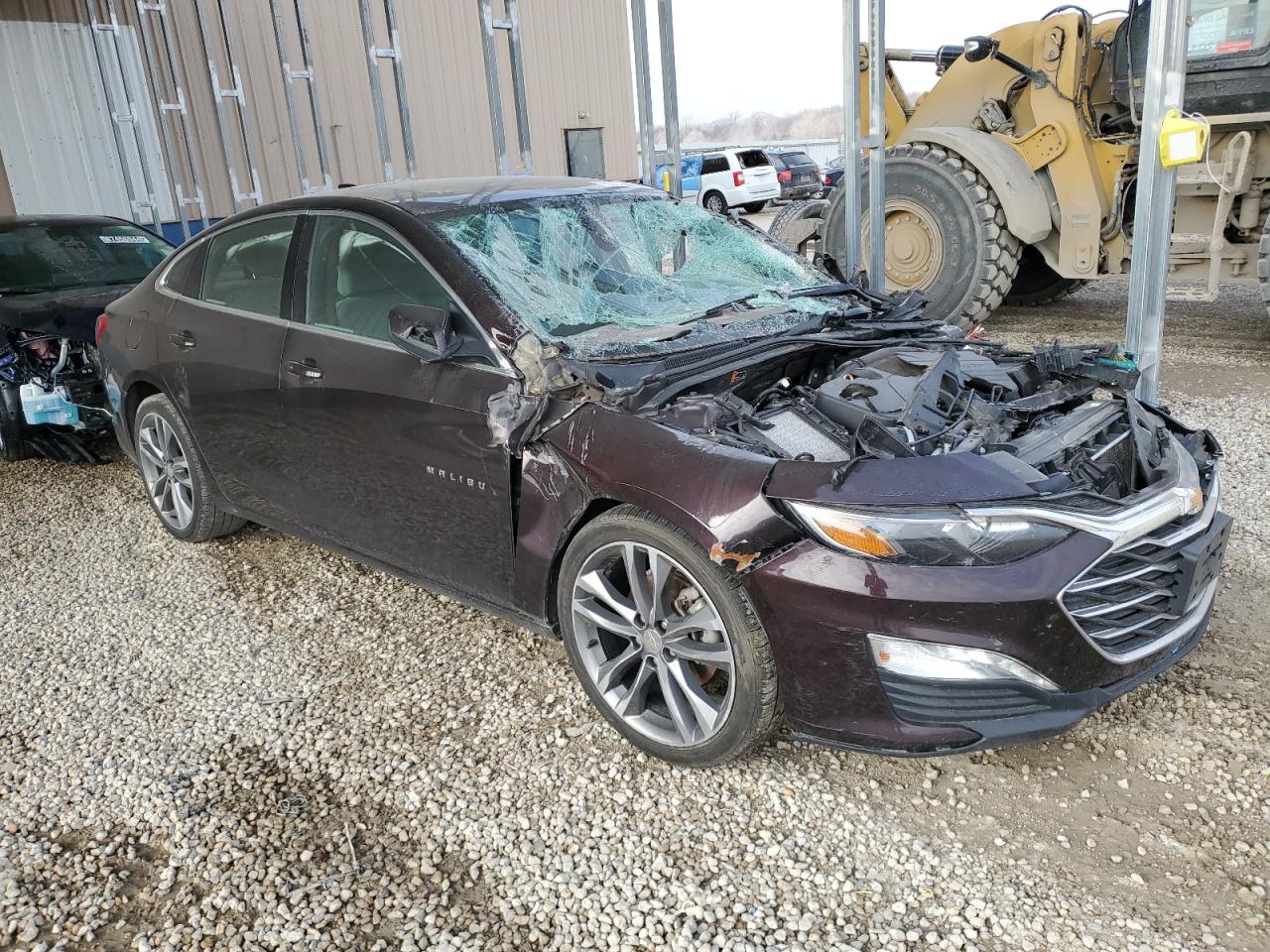 2020 Chevrolet Malibu VIN 1G1ZD5ST2LF120215 Copart auction photo, front end / mechanical damage thumbnail 4