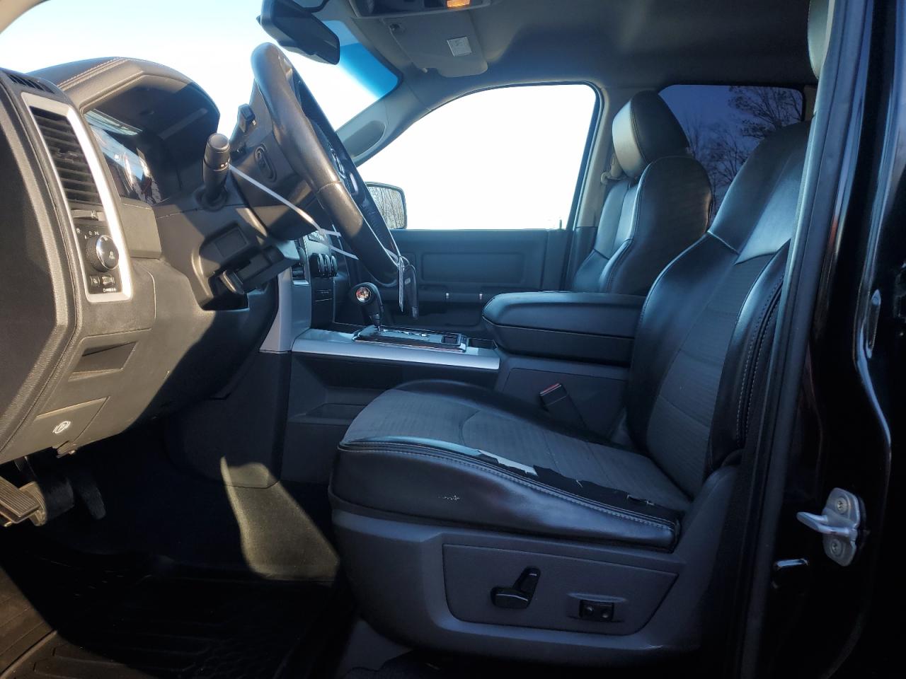 2009 Dodge RAM VIN 1D3HV18T89S747797 Copart auction photo, rear end / minor dent/scratches damage thumbnail 7