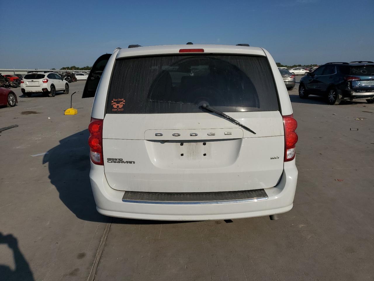 2019 Dodge Caravan VIN 2C4RDGCG9KR729104 Copart auction photo, all over damage thumbnail 6