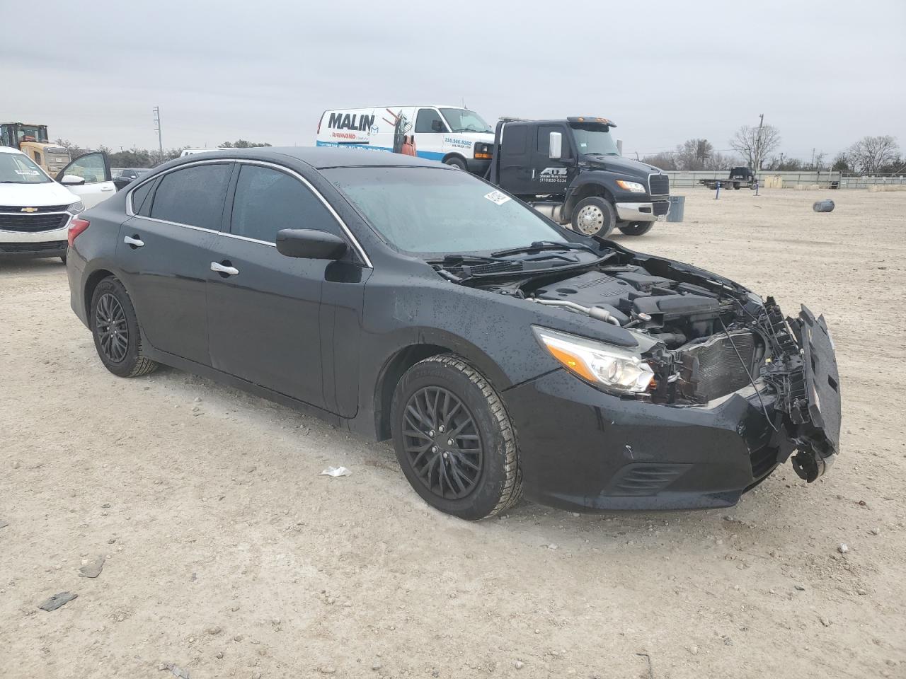 2017 Nissan Altima VIN 1N4AL3AP1HN328380 Copart auction photo, front end / minor dent/scratches damage thumbnail 4