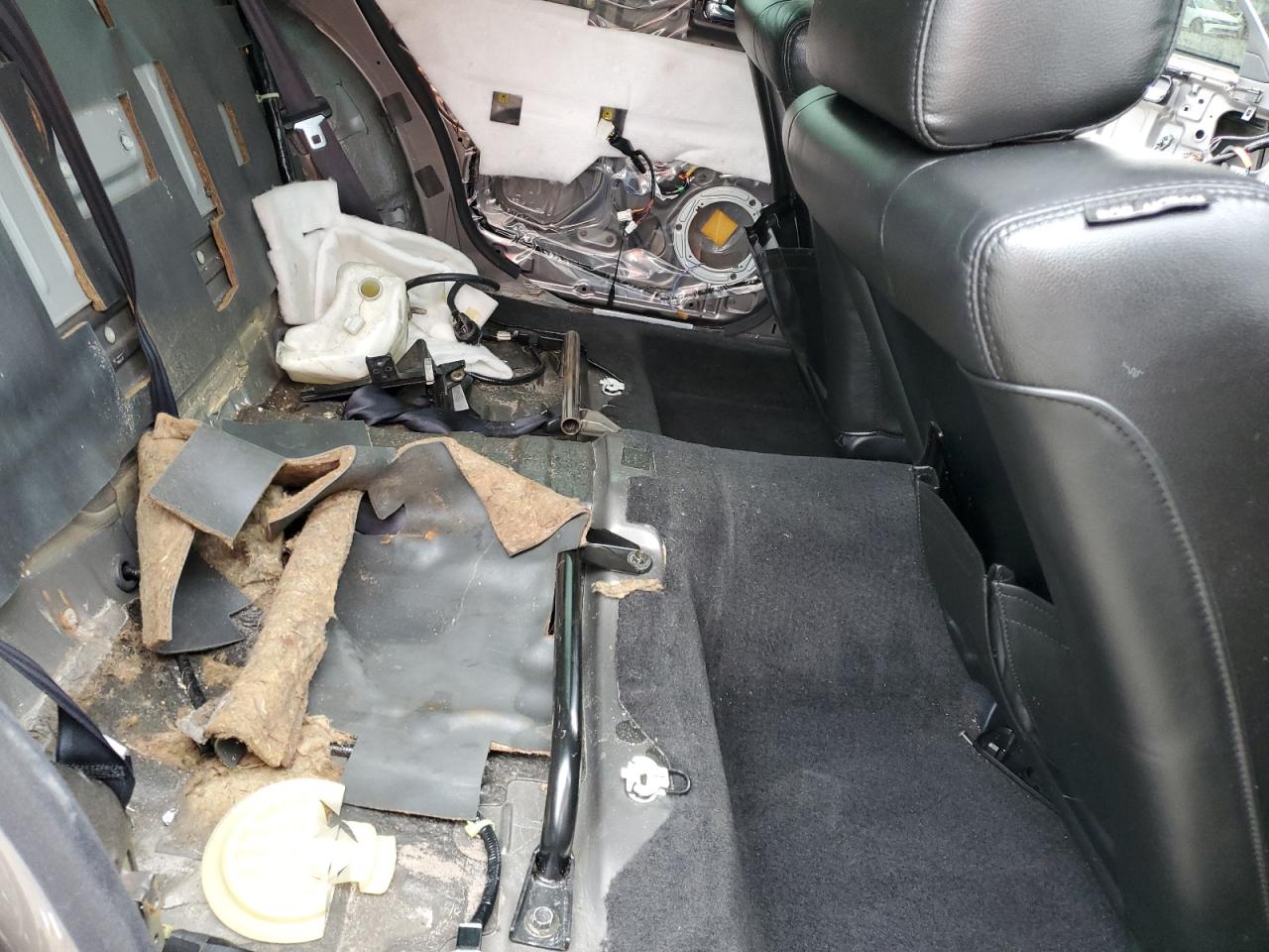 2001 Infiniti Q45 VIN JNKBY31A61M101322 Copart auction photo, front end damage thumbnail 10