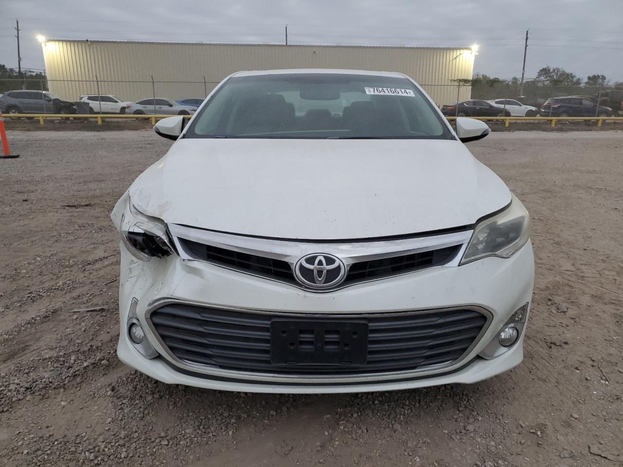 2013 Toyota Avalon VIN 4T1BK1EB8DU013074 Copart auction photo, front end / minor dent/scratches damage thumbnail 5