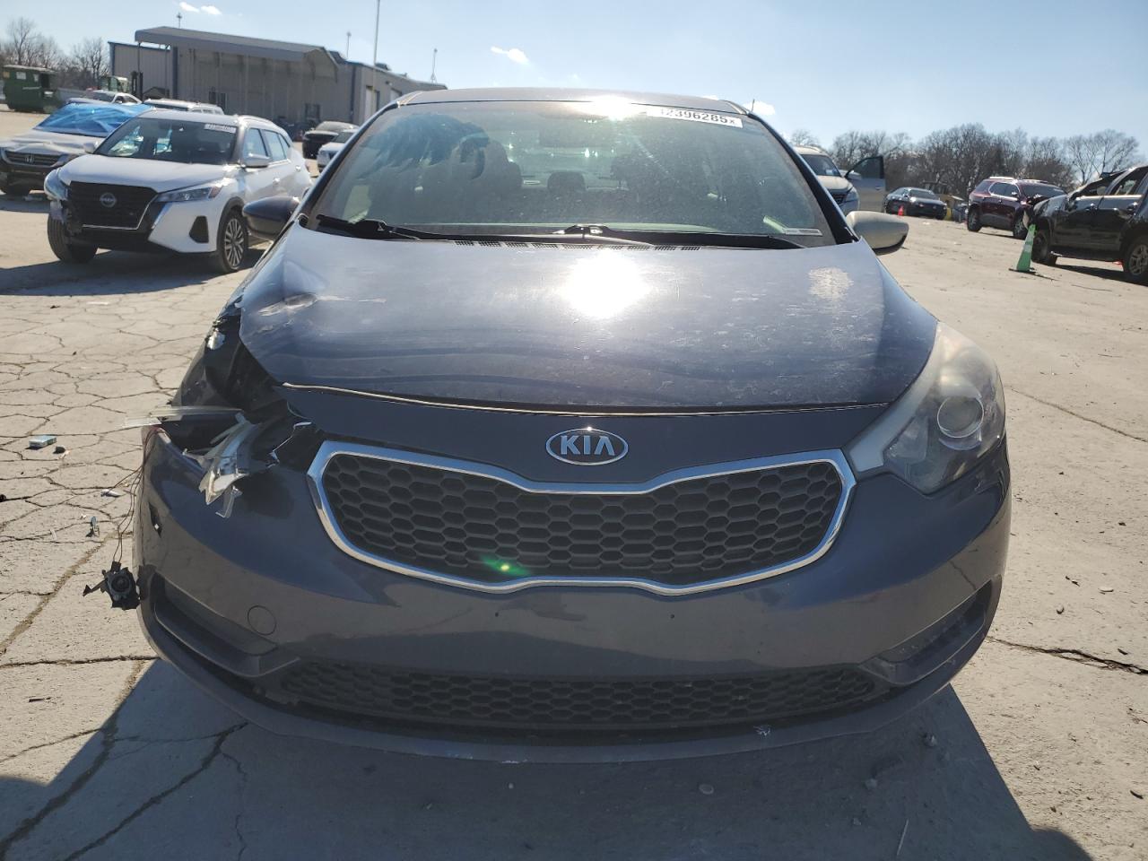 2016 KIA Forte VIN KNAFK4A65G5572027 Copart auction photo, front end damage thumbnail 5