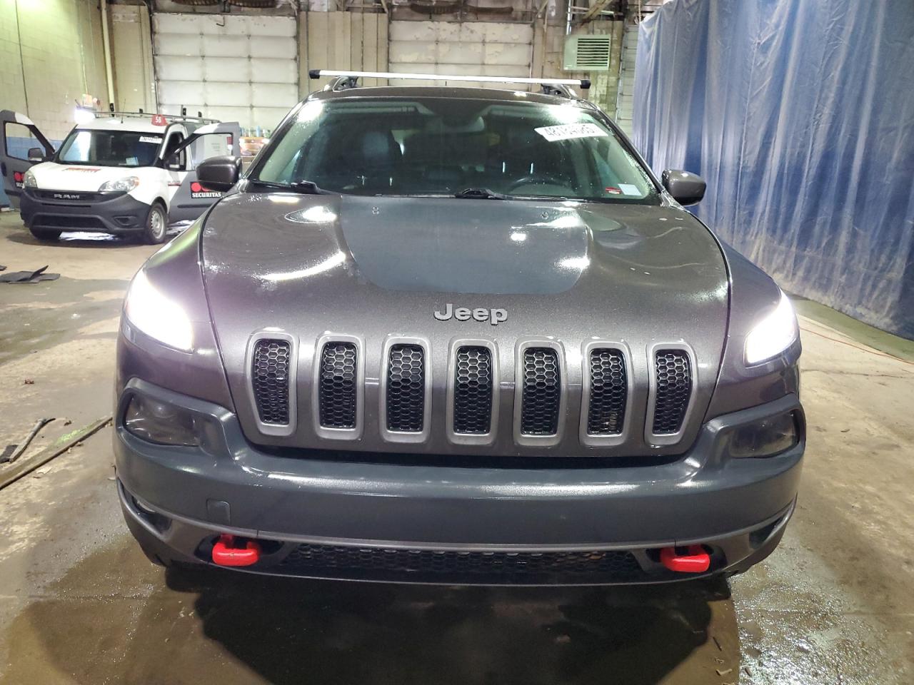 2014 Jeep Cherokee VIN 1C4PJMBS2EW198487 Copart auction photo, normal wear damage thumbnail 5