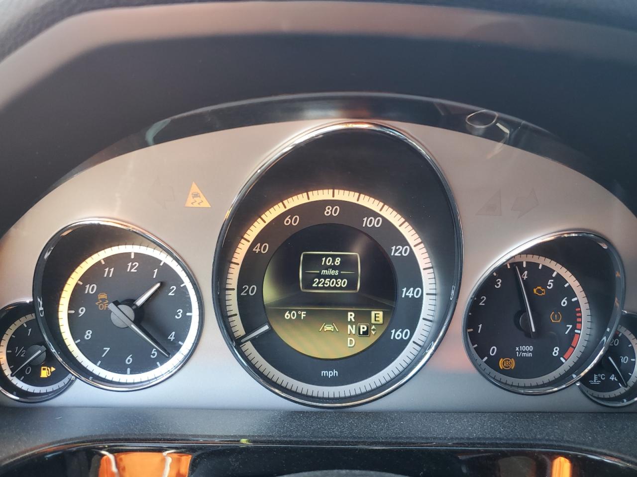 2012 Mercedes-Benz E-klasse VIN WDDHF5KB5CA609957 Copart auction photo, all over damage thumbnail 9