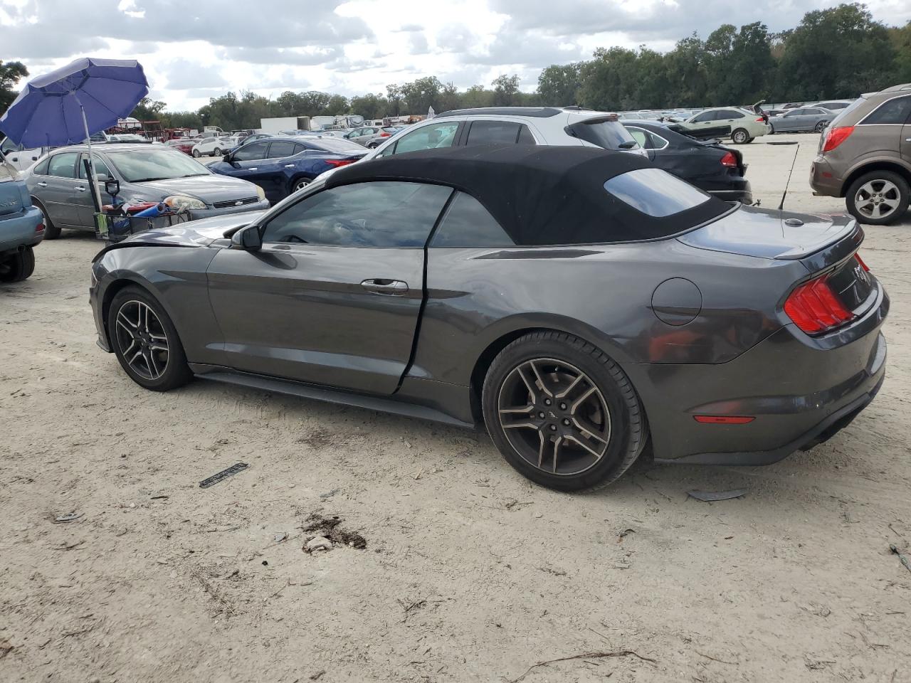 2020 Ford Mustang VIN 1FATP8UH9L5115362