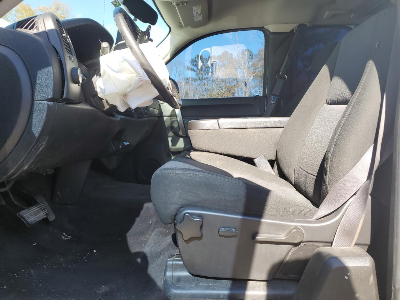 2013 Chevrolet Silverado VIN 1GCRKSE72DZ413476 Copart auction photo, front end damage thumbnail 7