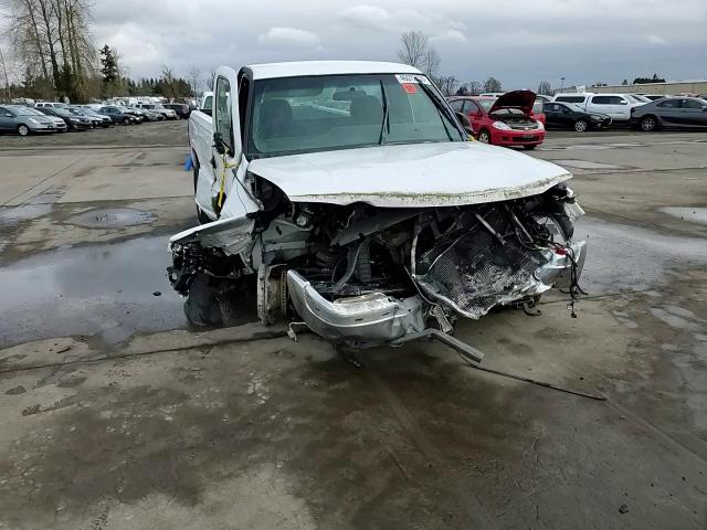2002 GMC Sierra VIN 1GTEC14V52E194006 Copart auction photo, front end / side damage thumbnail 10