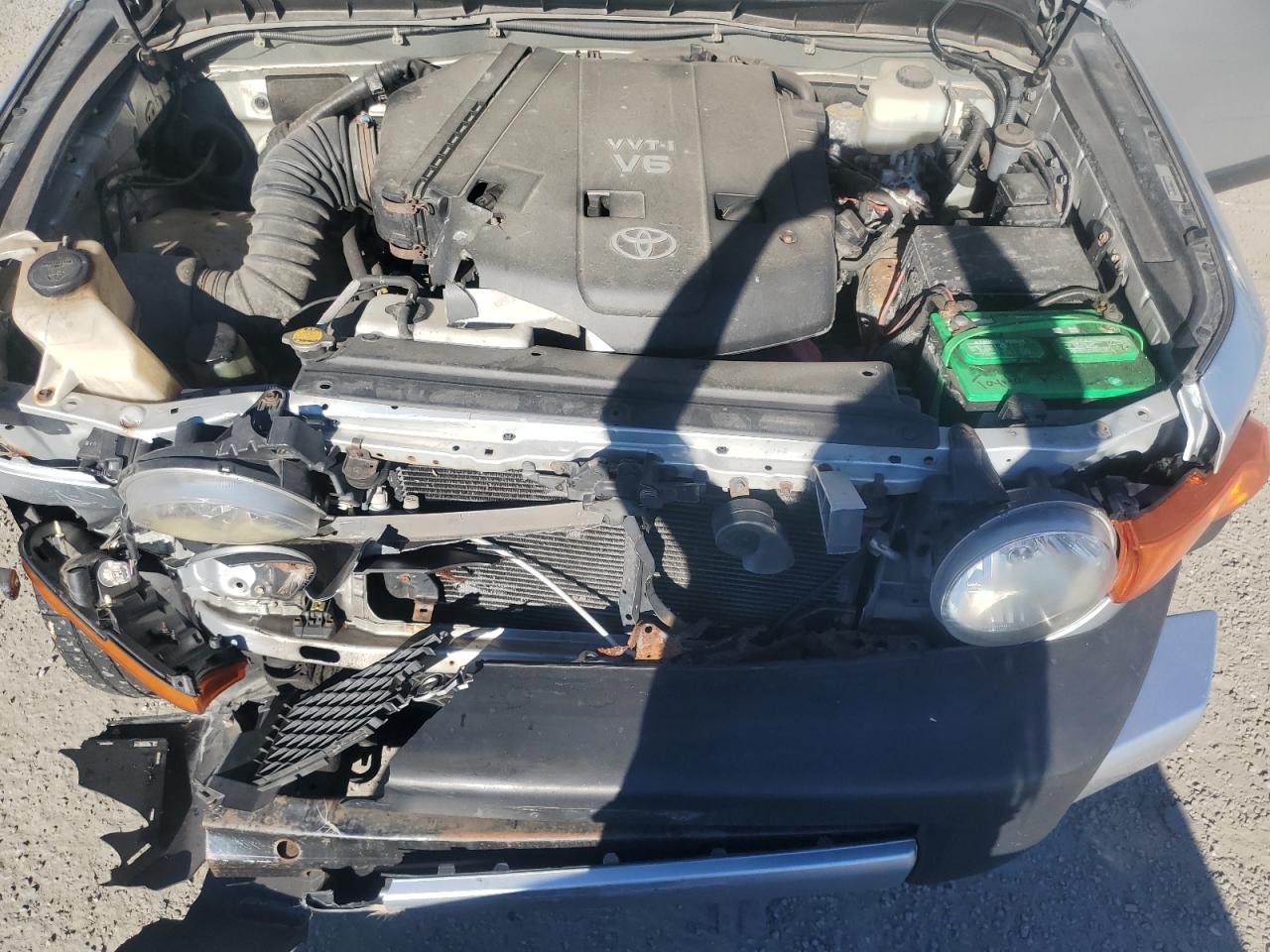 2007 Toyota FJ Cruiser VIN JTEBU11F470008405 Copart auction photo, front end / minor dent/scratches damage thumbnail 12