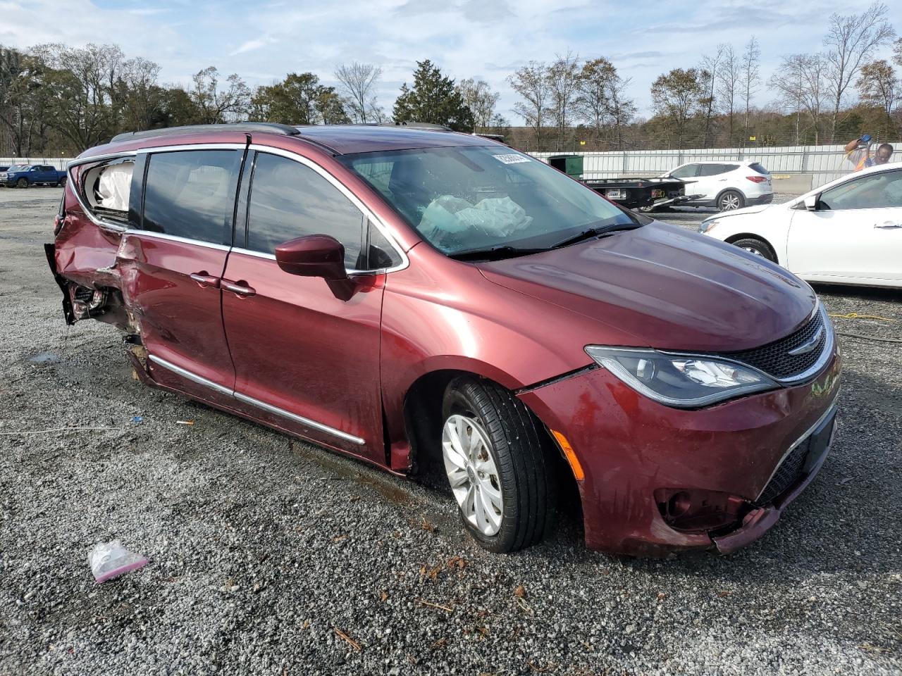 2017 Chrysler Pacifica VIN 2C4RC1BG5HR533803 Copart auction photo, all over damage thumbnail 4