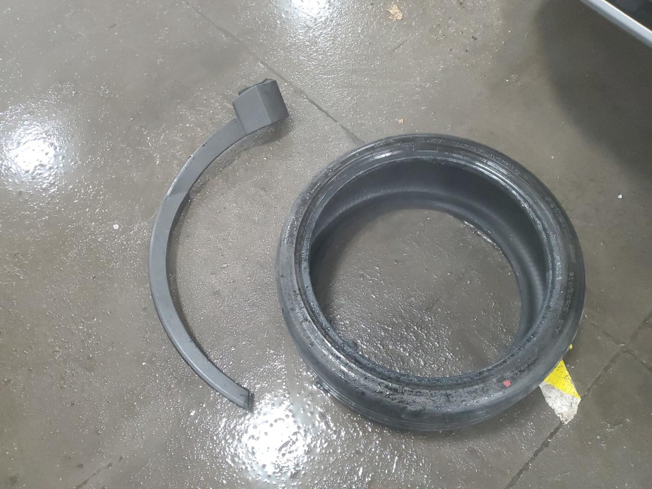 2017 Toyota RAV 4 VIN JTMDJREV7HD138808 Copart auction photo, front end / rear end damage thumbnail 13