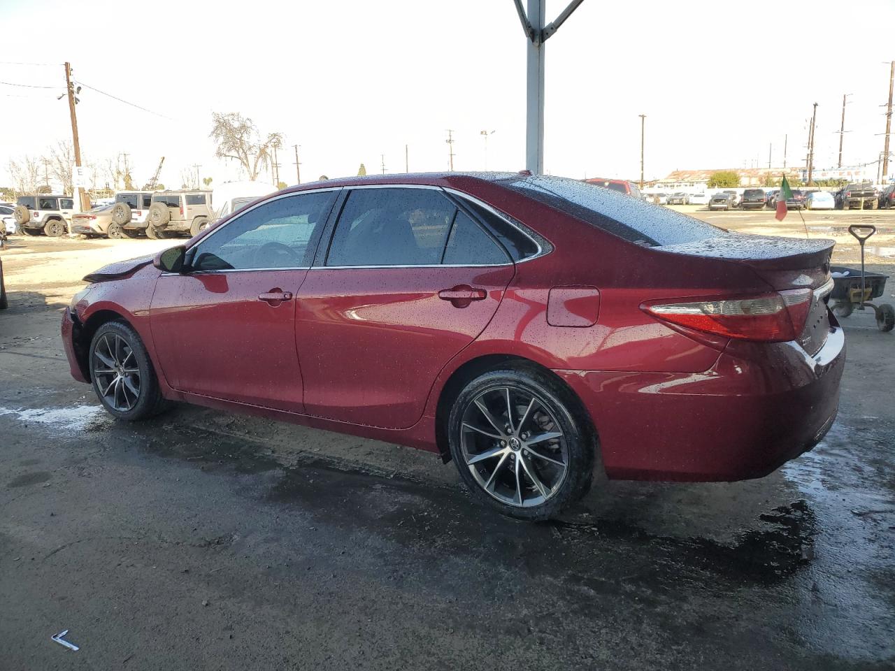 2015 Toyota Camry VIN 4T1BF1FK7FU958510 Copart auction photo, front end damage thumbnail 2